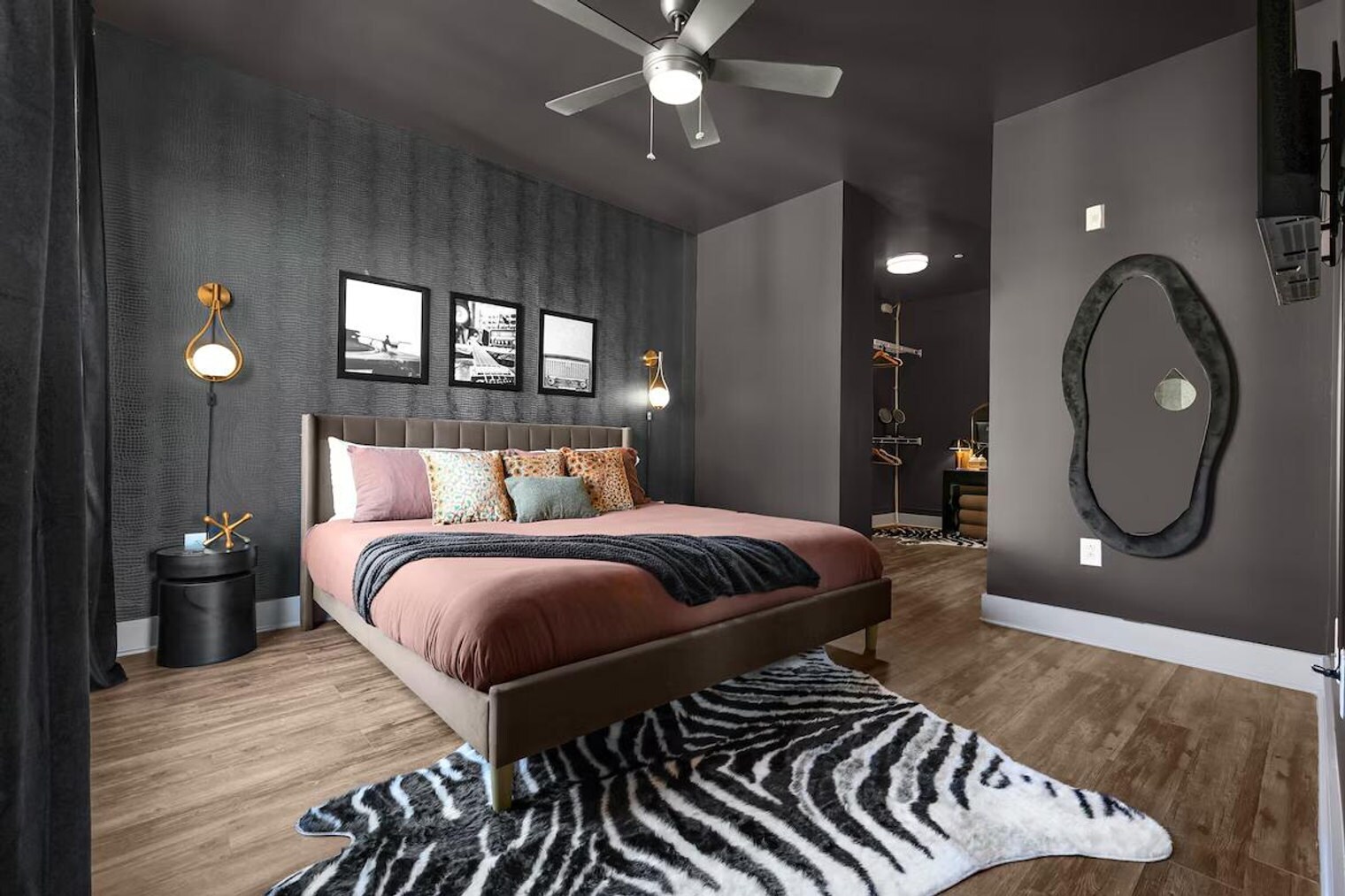 Building Photo - 2200 State St