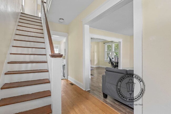 Building Photo - 1058 Mapole Ave