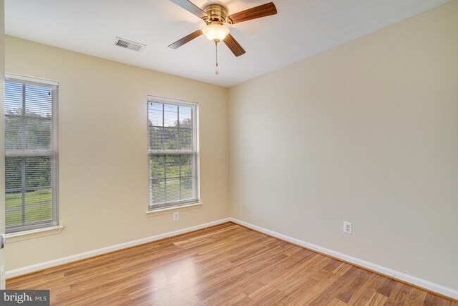 Building Photo - 6187 Les Dorson Ln