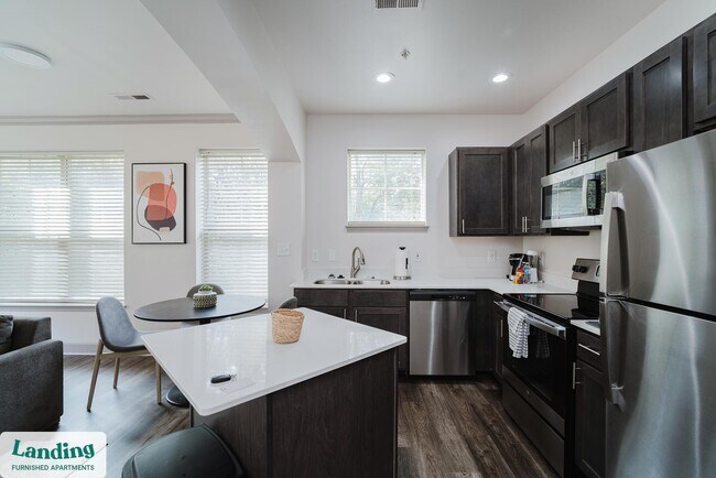 Building Photo - 3031 Eden Ave