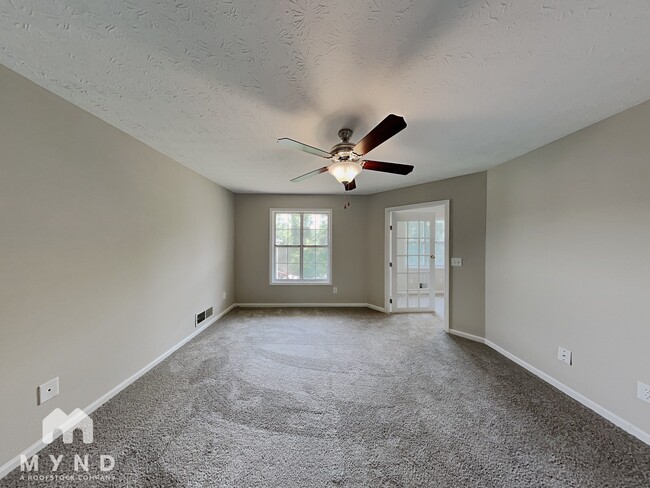 Building Photo - 2567 River Forest Ct