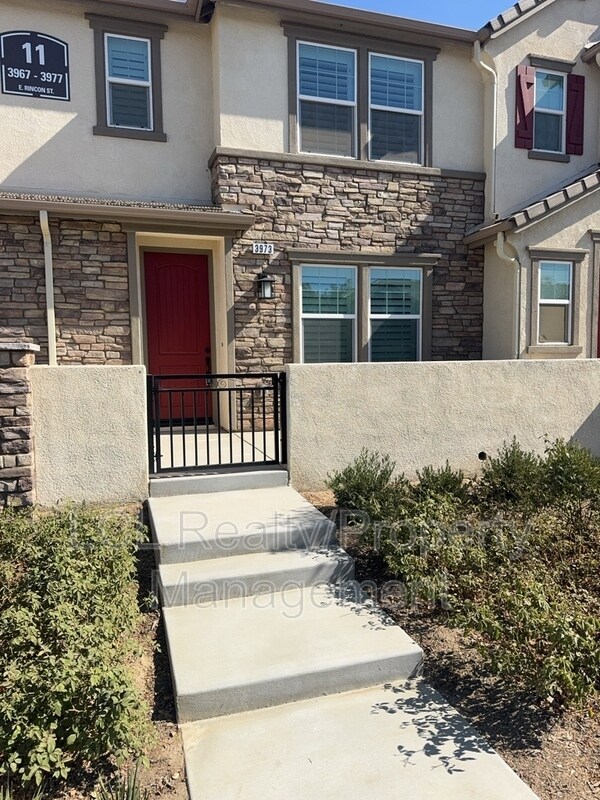 Building Photo - 3973 E Rincon St