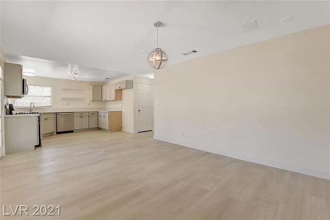 Building Photo - 3554 El Camino Rd