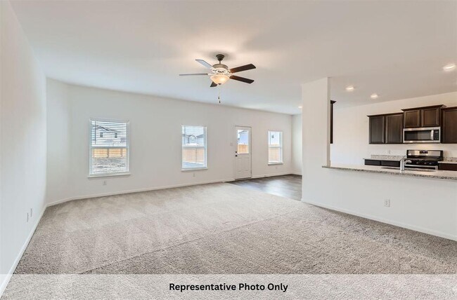 Building Photo - 3961 Prairie Crk