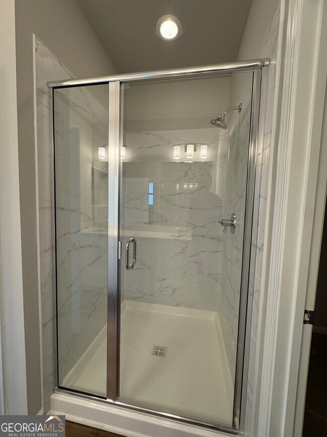 Building Photo - 10 Spiera Way