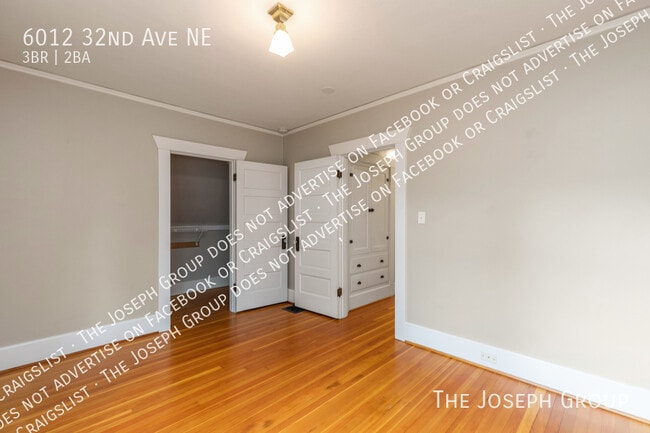 Building Photo - 6012 32nd Ave NE