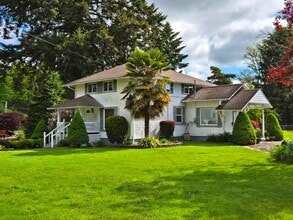 Building Photo - Montesano Historic Home for Rent