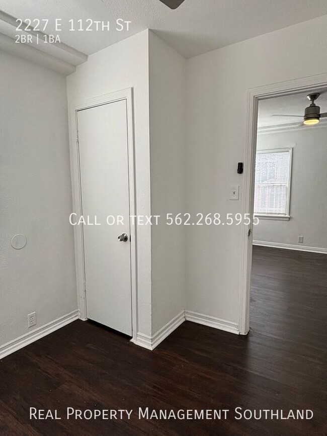 Building Photo - 1 Bedroom available now in Los Angeles!!