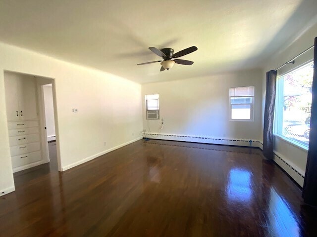 Building Photo - 343 W Sussex Ave