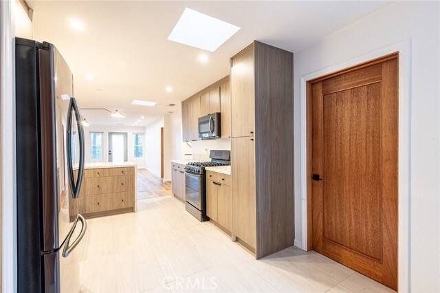 Building Photo - 2346 Birkdale St