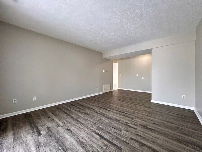 Building Photo - 2956 Vineland Ave SE