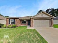 Building Photo - 307 Westwood Dr