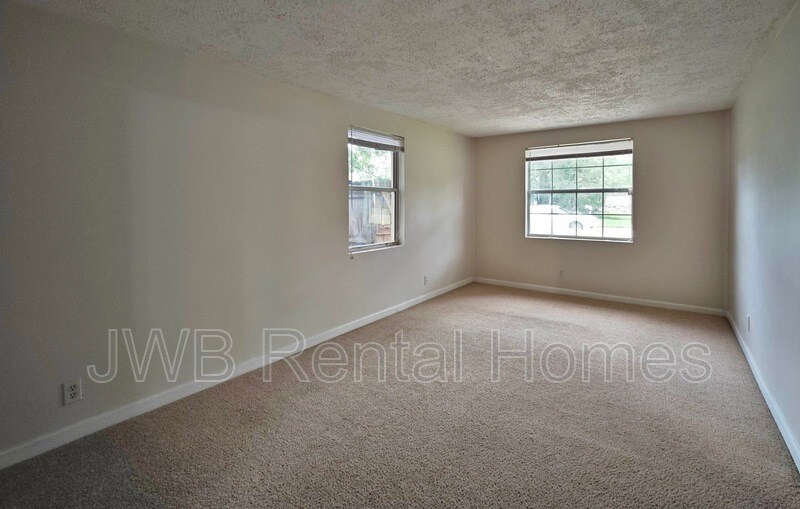 Building Photo - 1292 Peacefield Dr