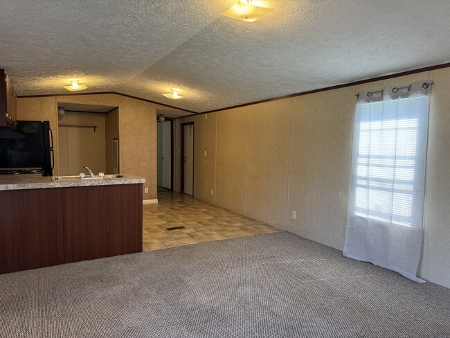 Building Photo - 330 Gaither Rd