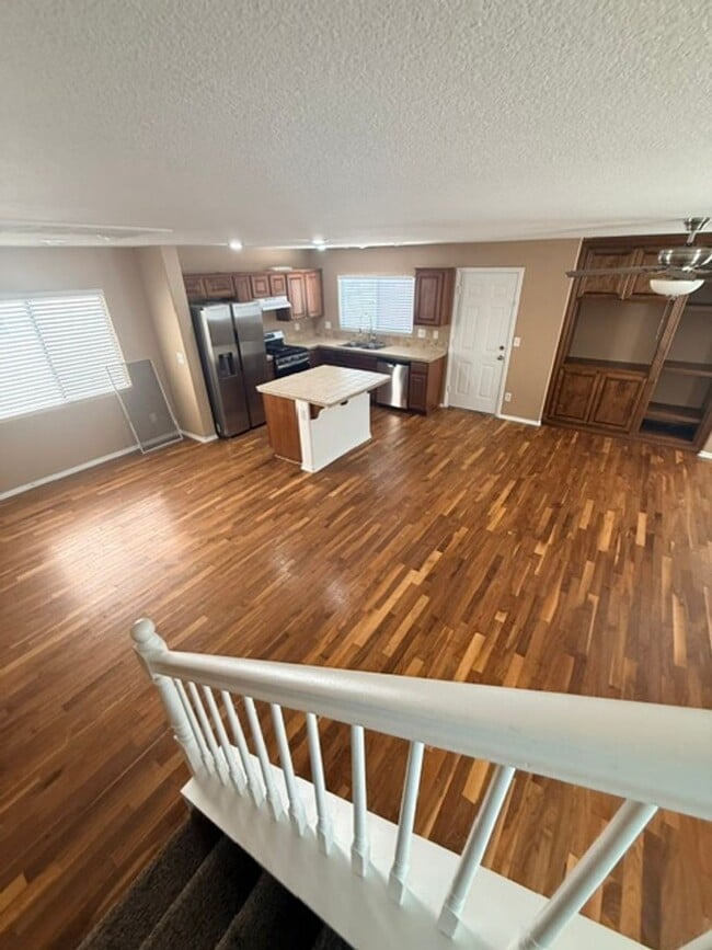 Building Photo - 5172 Dillingham Dr