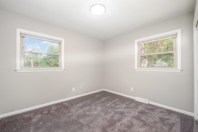 Building Photo - 2286 Alexandria Dr