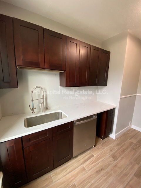 Building Photo - 2449 Cleveland Blvd