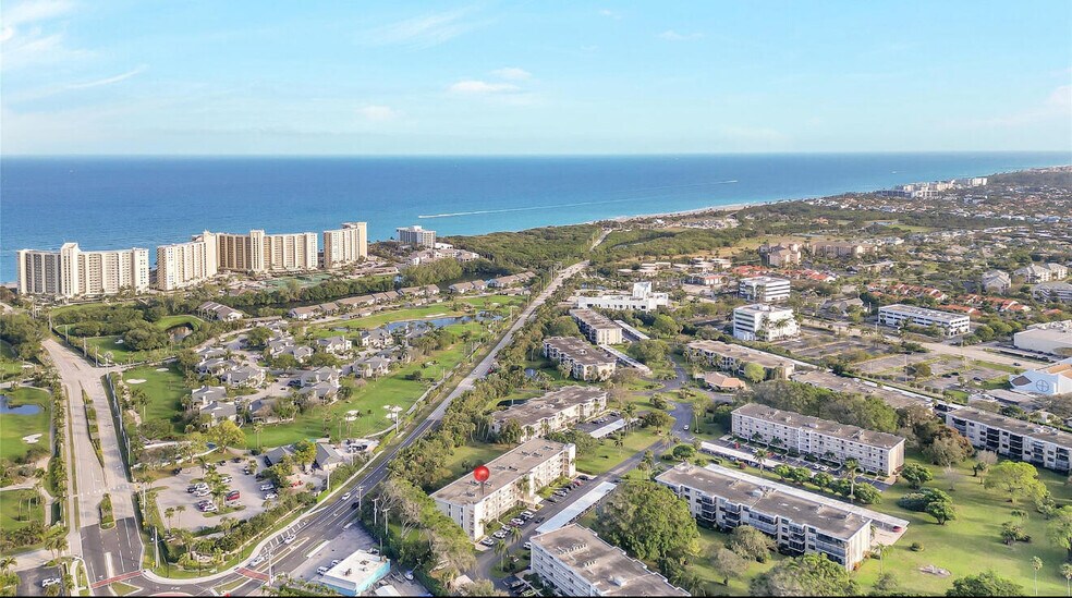 Building Photo - 300 N Highway A1A