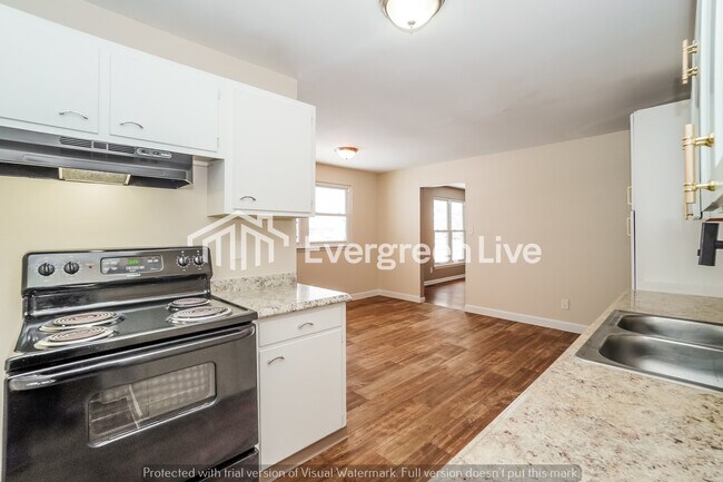 Building Photo - 212 E Alcott Rd