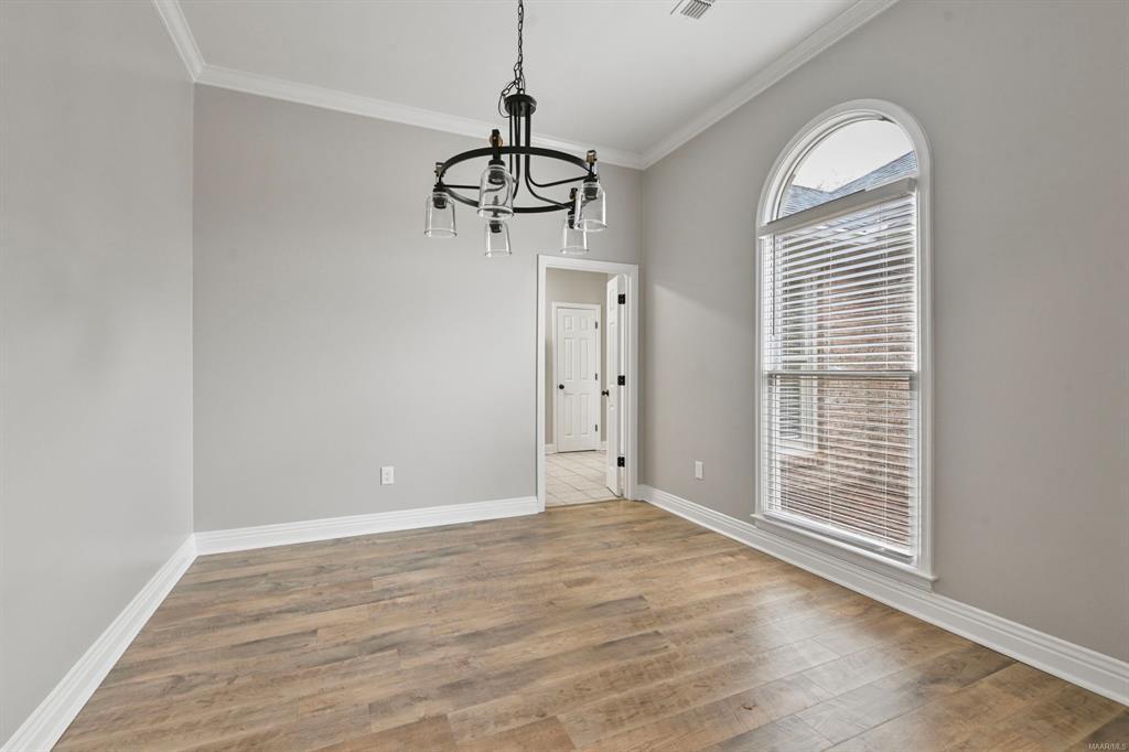 Building Photo - 8920 Green Chase Dr