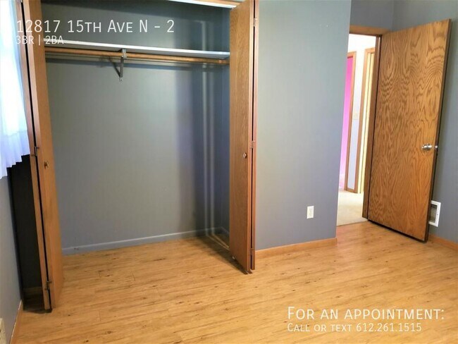 Building Photo - 12817 15th Ave N