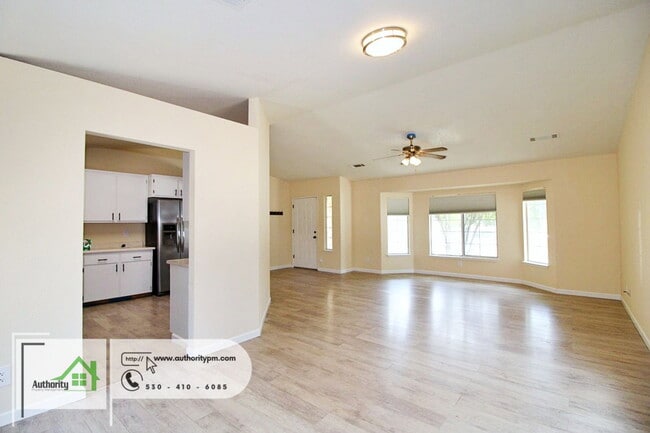 Building Photo - 1722 Almaden Dr