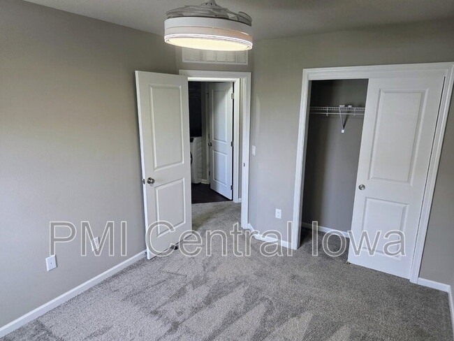 Building Photo - 2316 Hazeltine Pl
