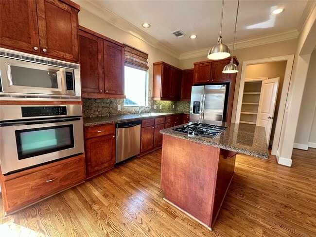 Building Photo - 1205 Birdsall St