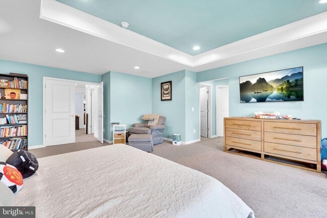 Building Photo - 42530 Oxford Forest Cir
