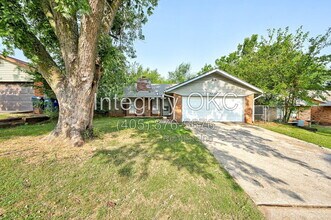 Building Photo - 5233 Coble St