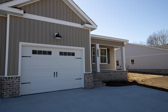 Building Photo - 206 Big Branch Dr