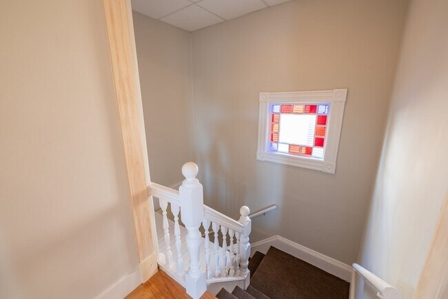 Building Photo - 482 Broadway