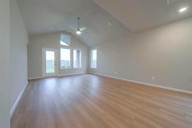 Building Photo - 21859 Fitzroy Mnr Ln