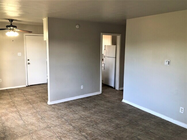 Building Photo - Adorable Home Located Down the Street from Alderson Elementary!