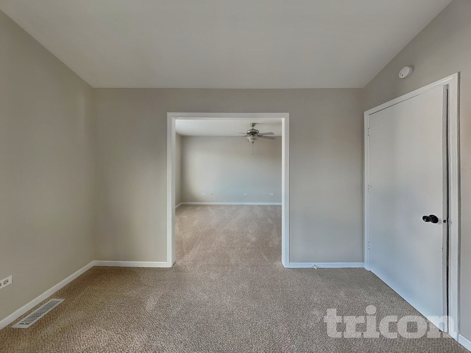 Building Photo - 2005 Alpine Way