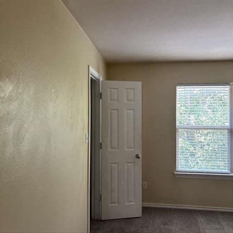 Building Photo - 813 Parkplace Ridge