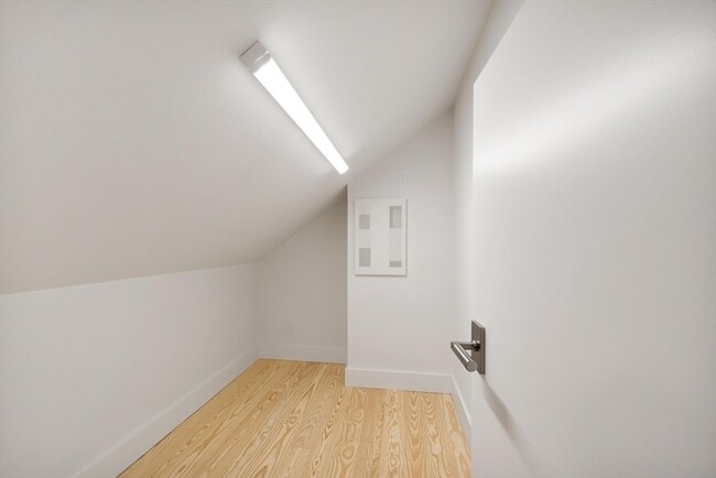 Building Photo - 29 Pigeon Hill St