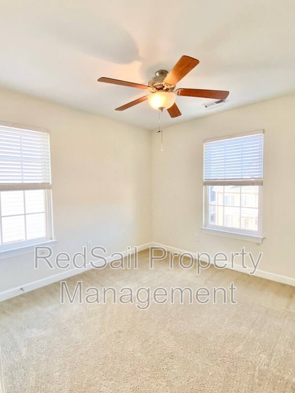 Building Photo - 116 Peyton Randolph Dr