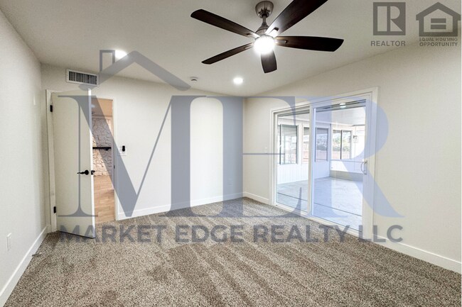 Building Photo - 3Bed/2Bath Home in 55+ Community in Sun Ci...