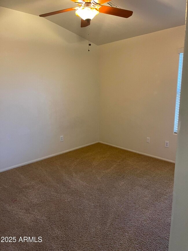 Building Photo - 29062 N Mountain View Rd