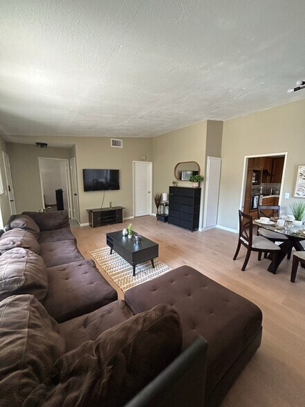 Primary Photo - 5140 Caldera Ct
