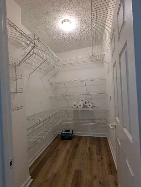 Pantry/Storage Closet - 4012 Elm St