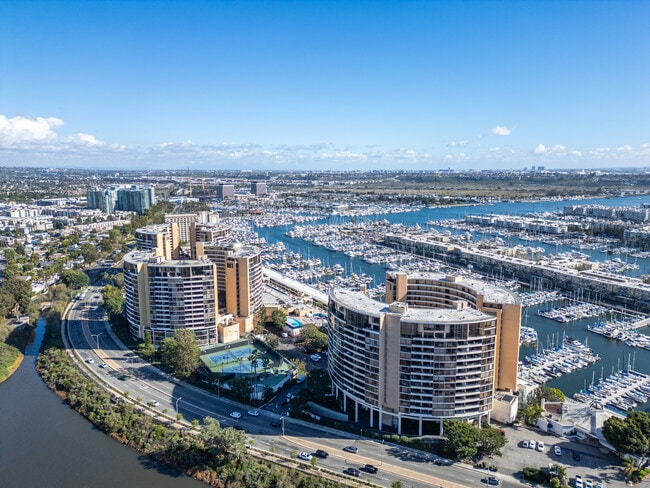 Building Photo - 4316 Marina City Dr