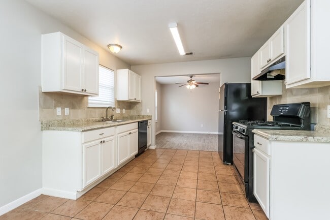 Building Photo - 2603 Cypress Island Dr