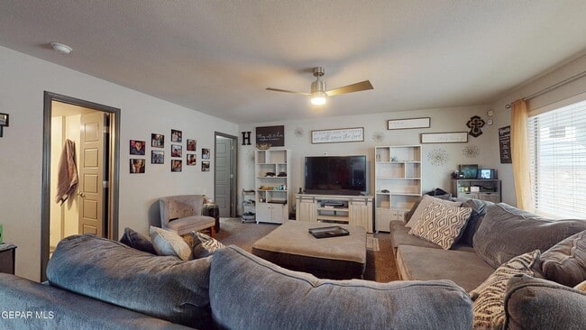 Building Photo - 240 S Halstead Dr