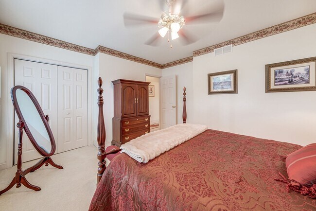 Building Photo - 2923 Rutherford Dr
