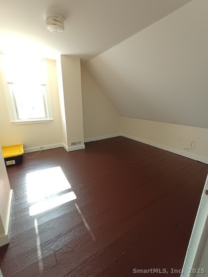 Building Photo - 198 N Main St