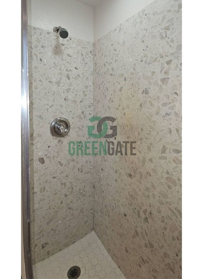 Building Photo - Lovely 2 Bedroom Home in Modesto AVAILABLE NOW!!