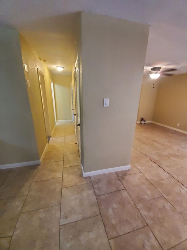 Building Photo - Make yourself at home!