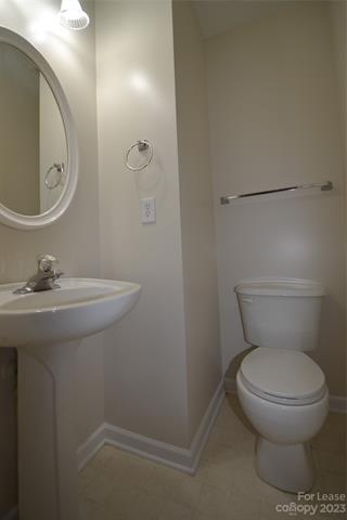 Building Photo - 9742 Bailey Rd